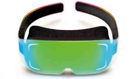 夏普在 CES 2023 上展出其 VR 头显原型，可与智能手机连接